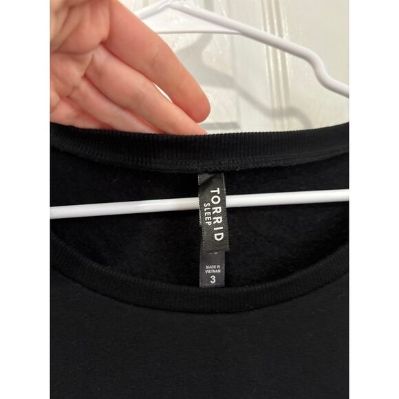 Torrid Sleep Black Cozy Fleece Lined Lightening Bolt Top 3x - Picture 4 of 6